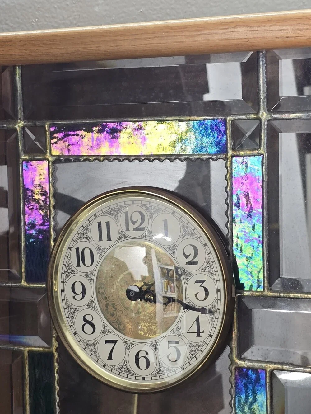 Cathedral Church Window Style Pendulum Wall Clock Stained Art Glass Lighthouse.